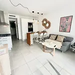 Chocolate Cookie- Ac, High Speed Internet, Desk With Natural Light, Sunny Terrace And Pool Apartmán *