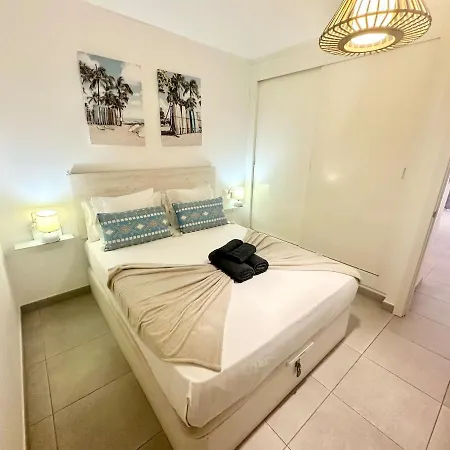 Apartment Chocolate Cookie- Ac, High Speed Internet, Desk With Natural Light, Sunny Terrace And Pool *