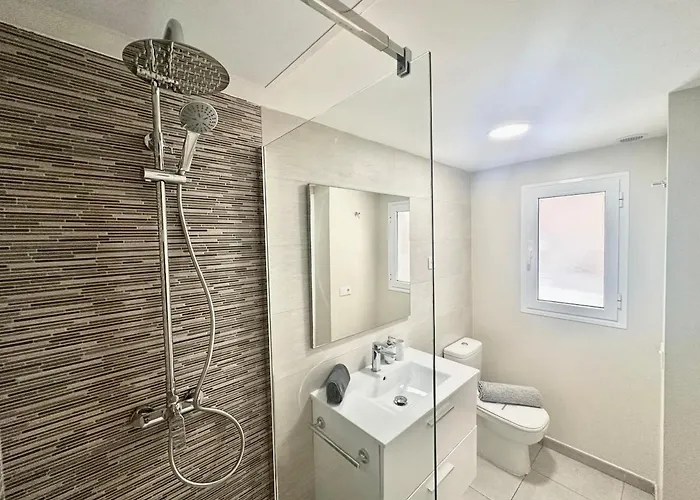 Chocolate Cookie- Ac, High Speed Internet, Desk With Natural Light, Sunny Terrace And Pool